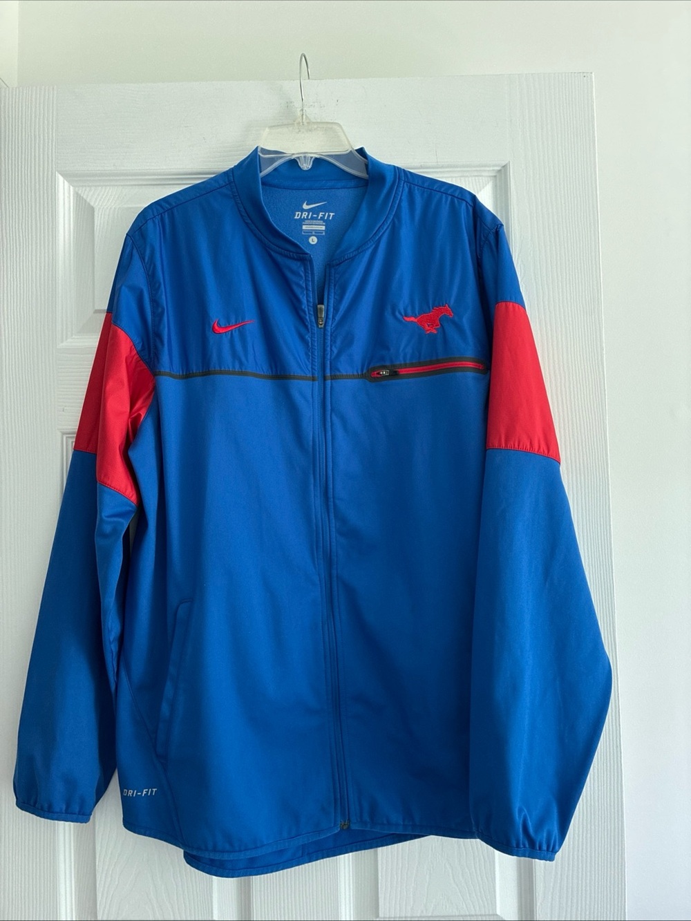 Nike Dri-FIT SMU Mustangs full-zip jacket size large